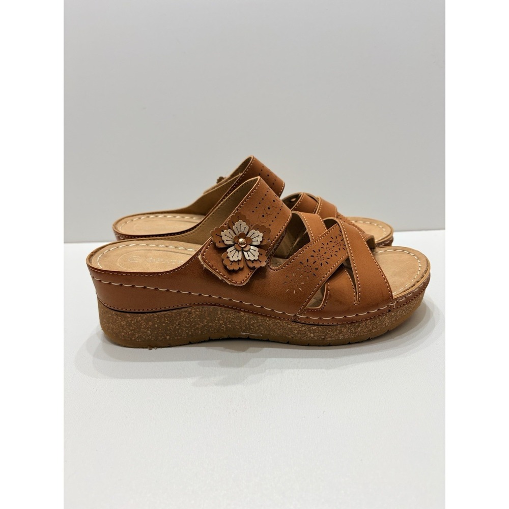 NWOB Women's Tan Wedge Slide Sandals with Floral Accent